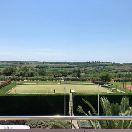 Family & Outside Pool Apartament